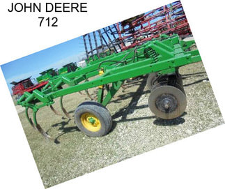 JOHN DEERE 712