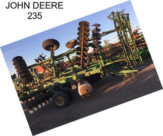 JOHN DEERE 235