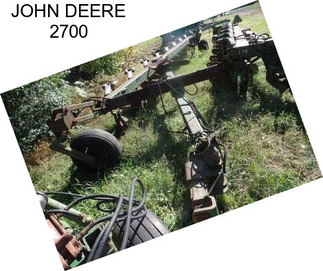 JOHN DEERE 2700