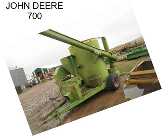 JOHN DEERE 700