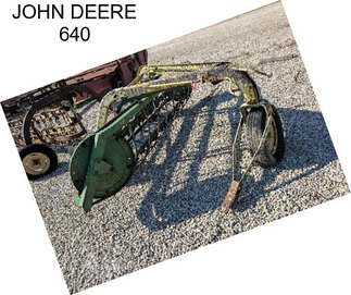 JOHN DEERE 640