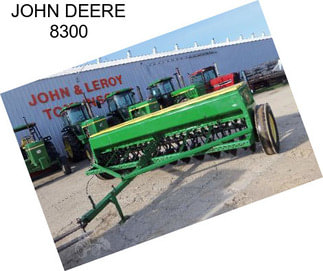 JOHN DEERE 8300