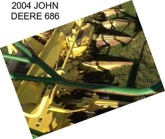 2004 JOHN DEERE 686