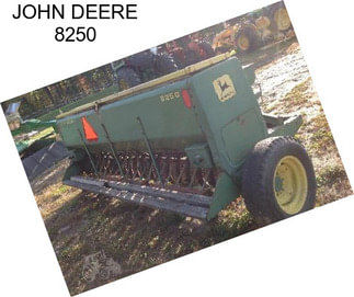 JOHN DEERE 8250