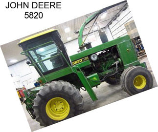 JOHN DEERE 5820