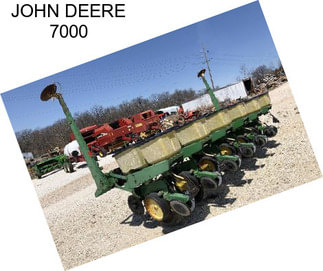 JOHN DEERE 7000