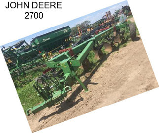 JOHN DEERE 2700