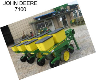 JOHN DEERE 7100