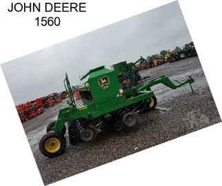 JOHN DEERE 1560