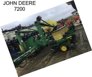 JOHN DEERE 7200