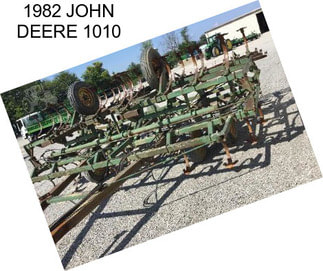 1982 JOHN DEERE 1010