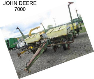 JOHN DEERE 7000