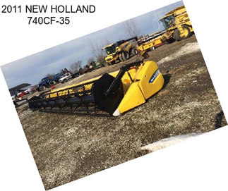 2011 NEW HOLLAND 740CF-35