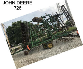 JOHN DEERE 726