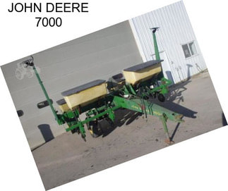 JOHN DEERE 7000