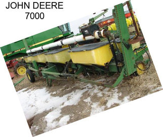 JOHN DEERE 7000