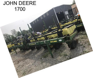 JOHN DEERE 1700