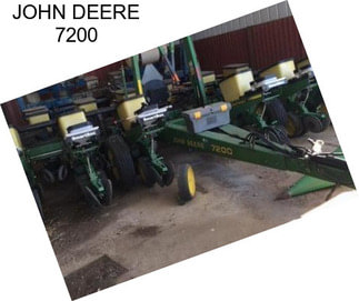 JOHN DEERE 7200