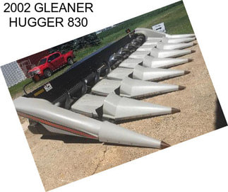 2002 GLEANER HUGGER 830