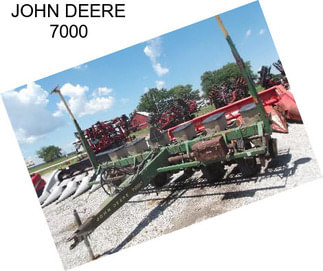 JOHN DEERE 7000