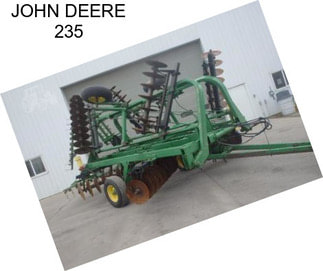 JOHN DEERE 235