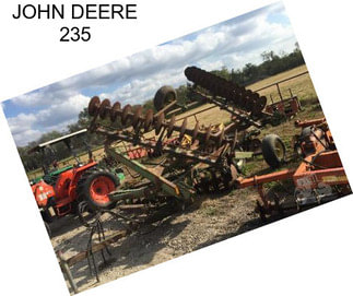 JOHN DEERE 235