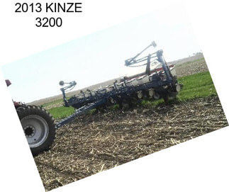 2013 KINZE 3200