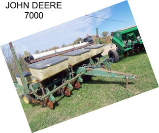 JOHN DEERE 7000