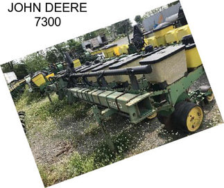 JOHN DEERE 7300