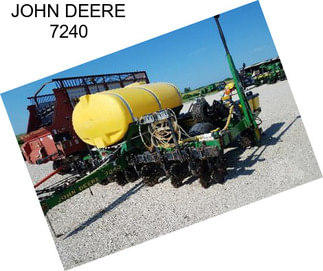 JOHN DEERE 7240