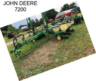 JOHN DEERE 7200