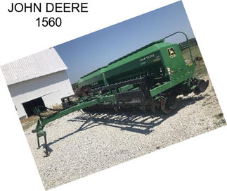 JOHN DEERE 1560