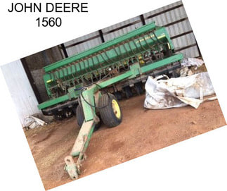 JOHN DEERE 1560