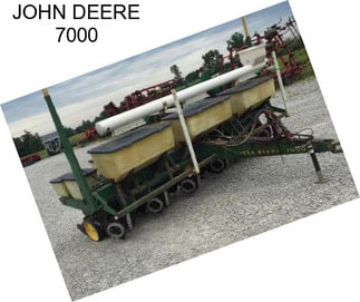 JOHN DEERE 7000