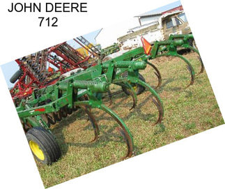 JOHN DEERE 712