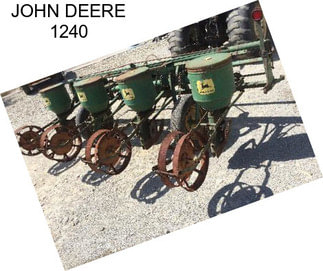 JOHN DEERE 1240