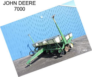 JOHN DEERE 7000