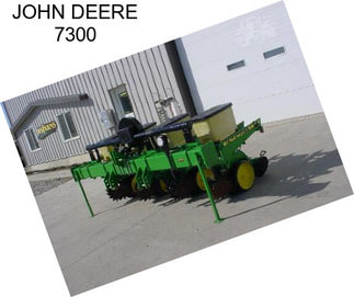 JOHN DEERE 7300