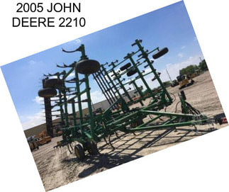 2005 JOHN DEERE 2210