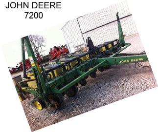 JOHN DEERE 7200