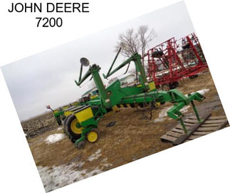 JOHN DEERE 7200