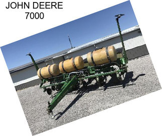 JOHN DEERE 7000