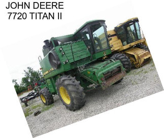 JOHN DEERE 7720 TITAN II