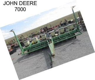 JOHN DEERE 7000