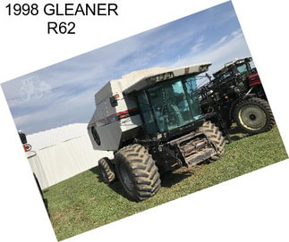 1998 GLEANER R62