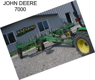 JOHN DEERE 7000