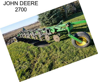 JOHN DEERE 2700