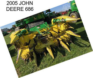 2005 JOHN DEERE 686