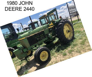 1980 JOHN DEERE 2440