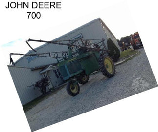 JOHN DEERE 700